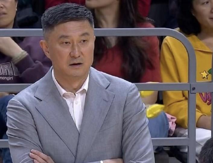 开云官网-杜锋：常规赛不该打得这么紧，如此大起大落对球队的伤害太大